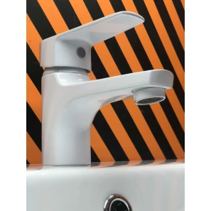 Изображение товара смеситель для раковины без донного клапана orange loop m26-021w
